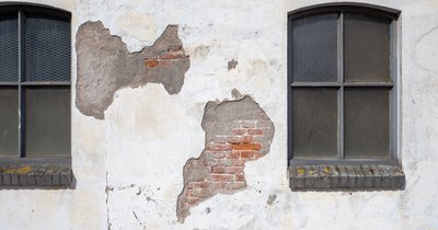 Außenputz erneuern: Wahl des richtigen Materials für die Fassade